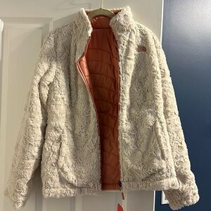 Reversible north face jacket- peach and cream color
